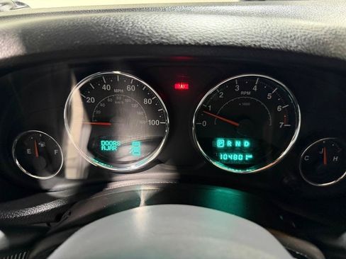 Used 2015 Jeep Wrangler Unlimited Sport w/ Quick Order Package 24S AWD/4WD image 24