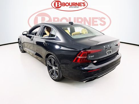 Used 2019 Volvo S60 T6 Inscription image 10