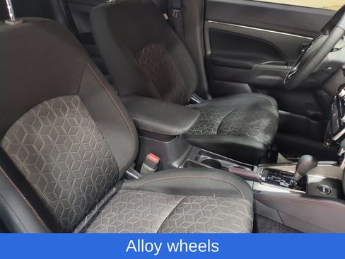 Used 2023 Mitsubishi Outlander Sport LE AWD/4WD image 11