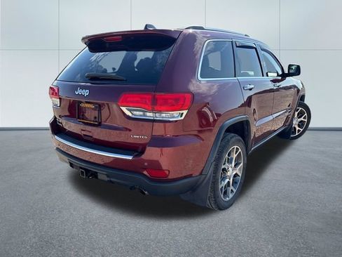 Used 2019 Jeep Grand Cherokee Limited w/ Trailer Tow Group IV AWD/4WD image 4