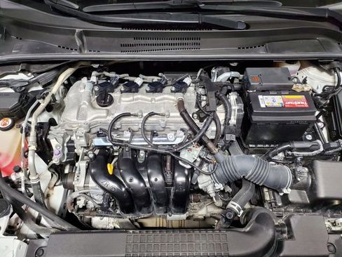 Used 2020 Toyota Corolla LE image 6