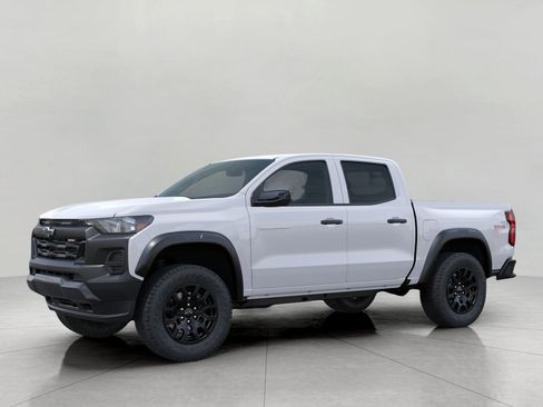 New 2026 Chevrolet Colorado Trail Boss AWD/4WD image 2