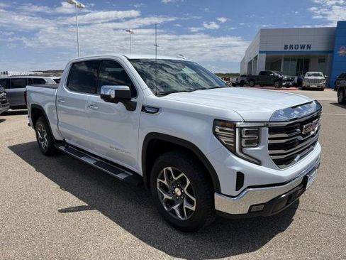 New 2026 GMC Sierra 1500 SLT RWD image 38