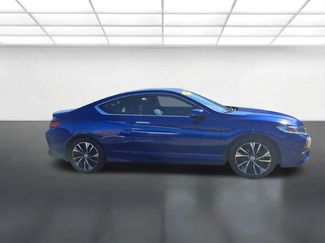 Used 2017 Honda Accord EX-L video 2