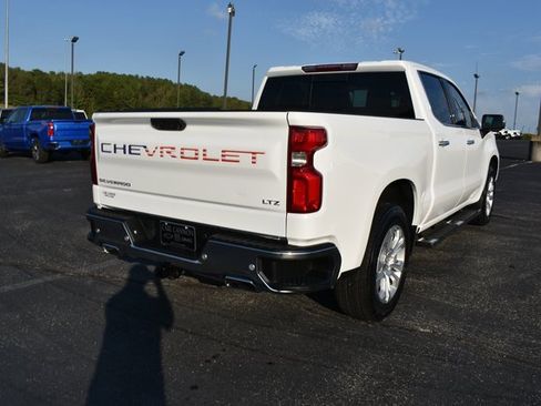 Used 2023 Chevrolet Silverado 1500 LTZ w/ LTZ Premium Package image 3