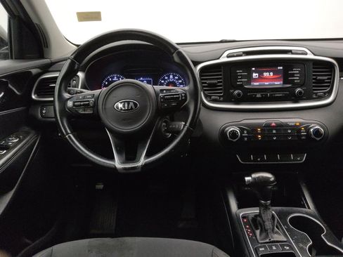 Used 2016 Kia Sorento AWD w/ LX Convenience Package image 22