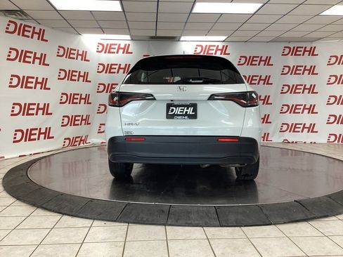 Used 2024 Honda HR-V LX image 6