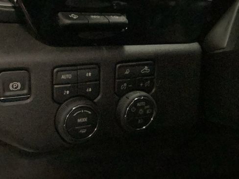 New 2026 Chevrolet Silverado 1500 LTZ w/ LTZ Premium Package AWD/4WD image 12