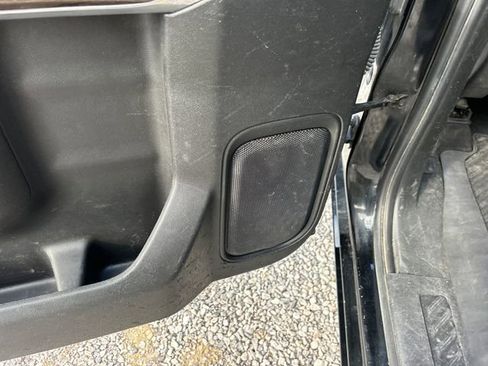 Used 2019 Chevrolet Silverado 1500 LT image 44