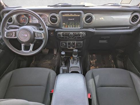 Used 2023 Jeep Wrangler Sahara image 16