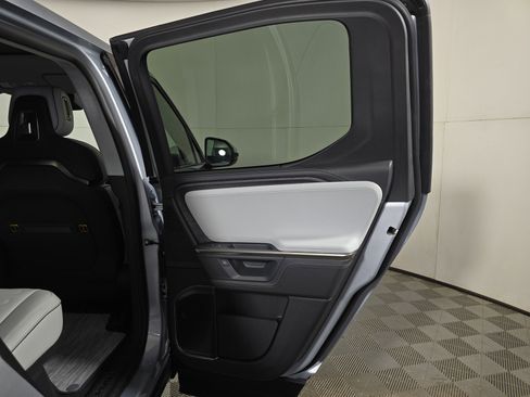 Used 2025 Rivian R1T Adventure AWD/4WD image 19