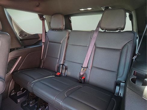 Used 2023 GMC Yukon Denali RWD image 10