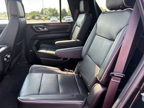 Certified 2021 GMC Yukon SLT w/ SLT Luxury Plus Package image 33