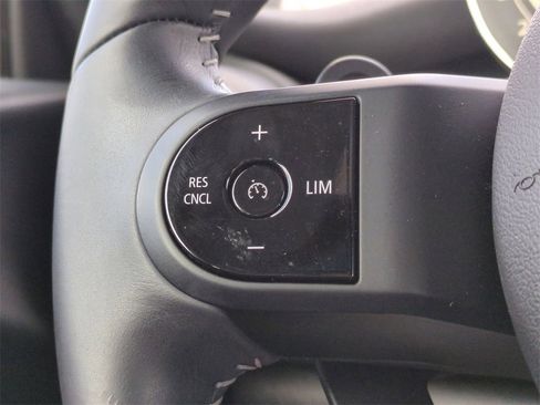 Used 2023 MINI Cooper S image 26