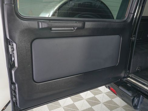 Used 2018 Mercedes-Benz G 550 image 12