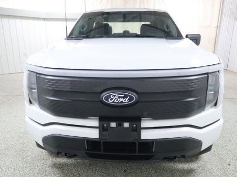 Used 2025 Ford F150 Lightning XLT image 7