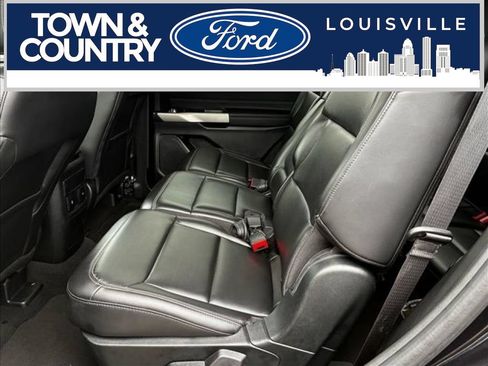Used 2024 Ford Explorer XLT w/ Equipment Group 202A RWD image 22
