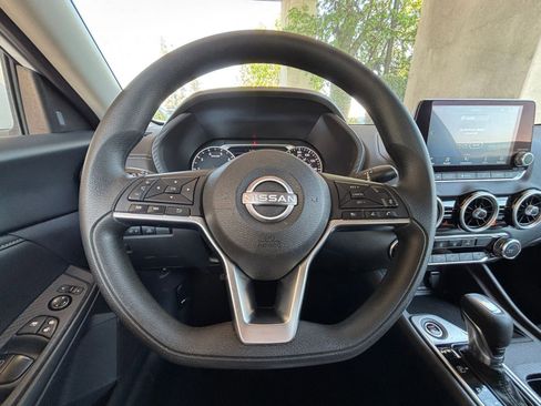 Used 2025 Nissan Sentra SV image 25