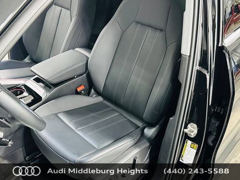 Certified 2025 Audi Q5 Premium w/ Convenience Package AWD/4WD image 24