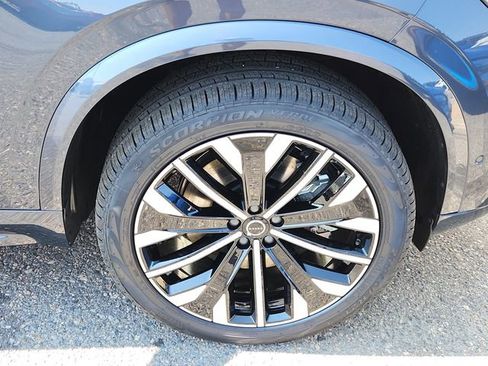 New 2026 Volvo XC90 T8 Plus image 18
