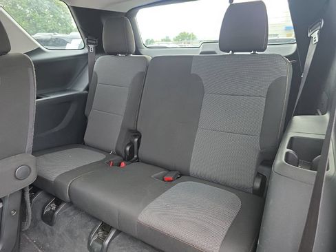 Used 2021 Chevrolet Traverse LT AWD/4WD image 26