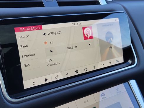 Used 2022 Land Rover Range Rover Sport HST image 17