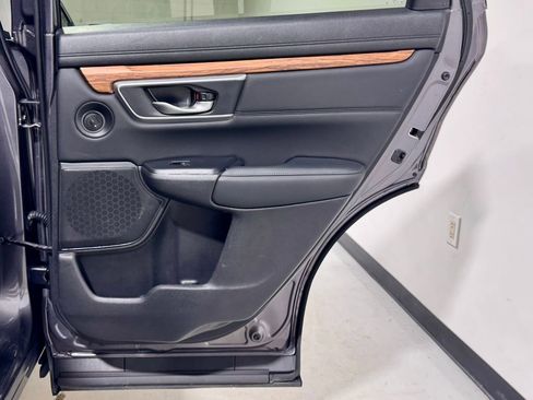 Used 2020 Honda CR-V Touring image 31