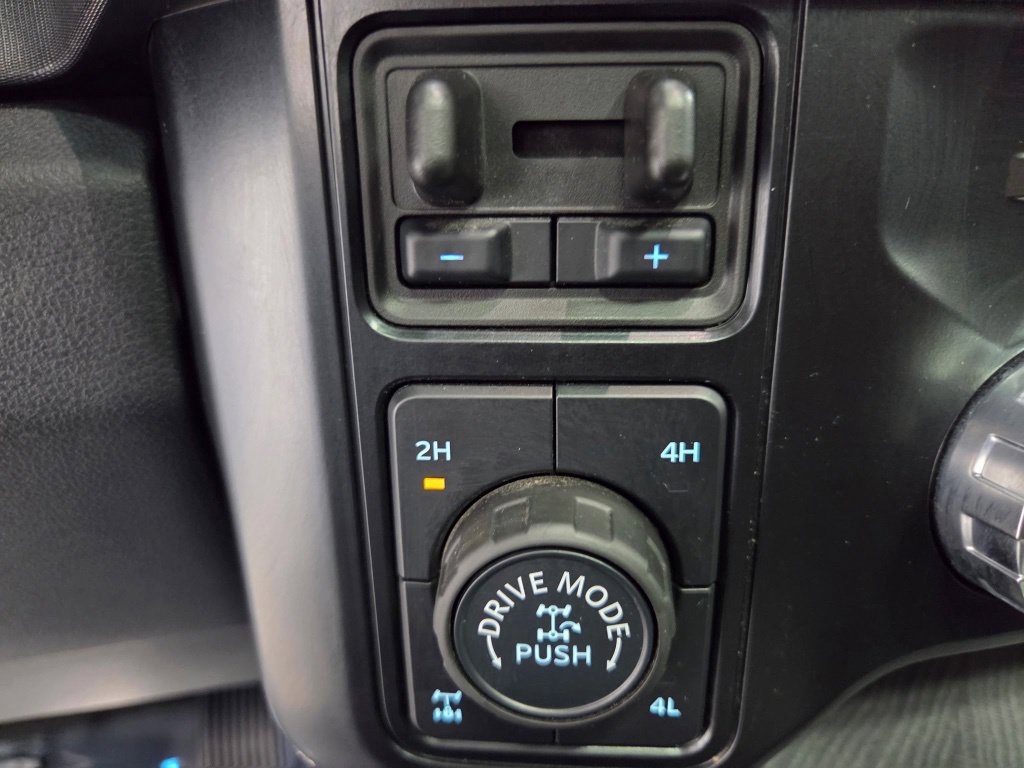 Used 2025 Ford F250 Platinum w/ Tremor Off-Road Package AWD/4WD image 38