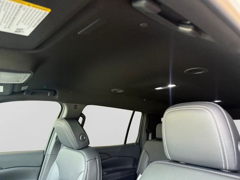 New 2027 Chevrolet Traverse LT w/ Midnight/Sport Edition FWD image 22