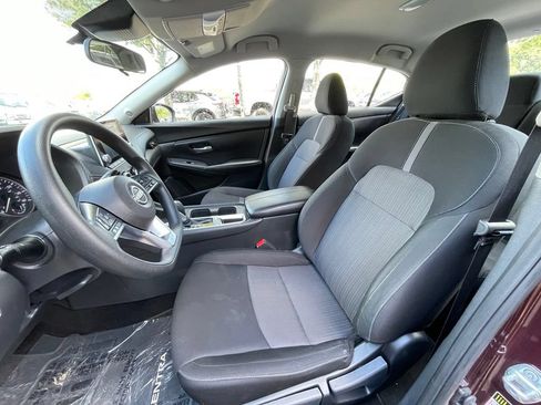 Used 2025 Nissan Sentra SV FWD image 24