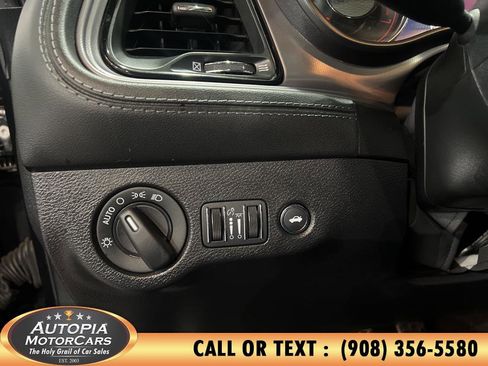 Used 2023 Dodge Challenger R/T Scat Pack image 17