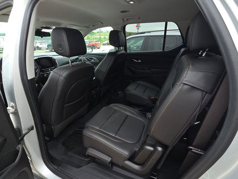 Used 2021 Chevrolet Traverse LT AWD/4WD image 13