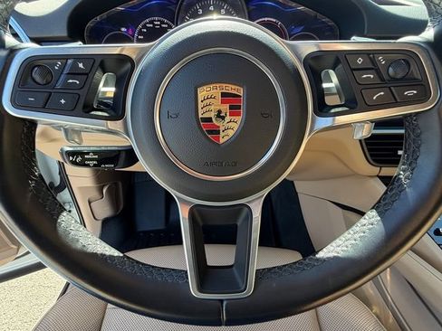 Used 2021 Porsche Cayenne AWD/4WD image 22