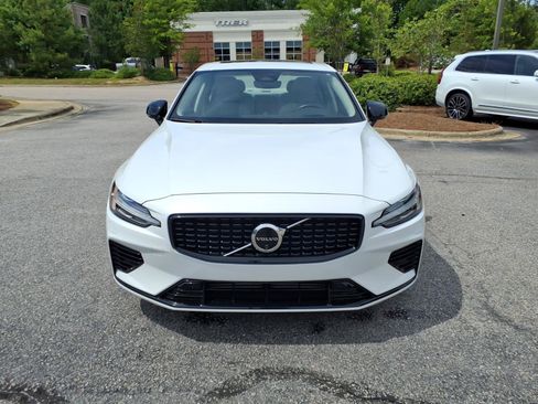 Used 2024 Volvo S60 T8 Ultimate w/ Climate Package AWD/4WD image 10