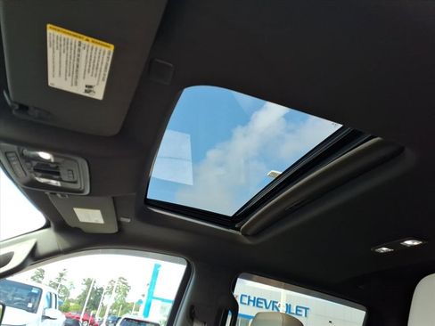 Used 2020 Chevrolet Silverado 1500 LTZ AWD/4WD image 20