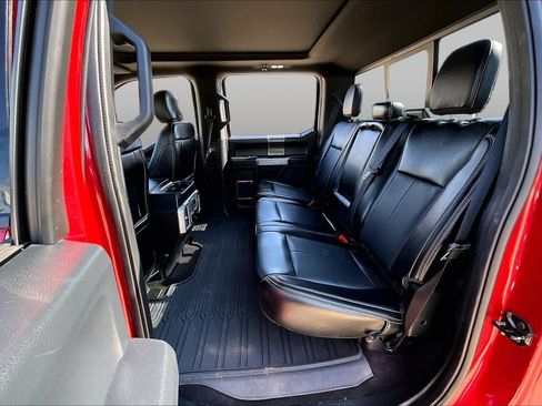 Used 2020 Ford F150 Lariat w/ Equipment Group 502A Luxury AWD/4WD image 20