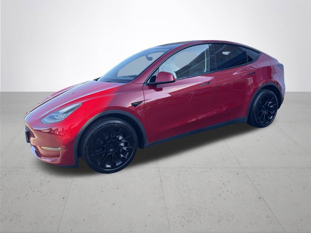 Used 2022 Tesla Model Y Long Range AWD/4WD image 2