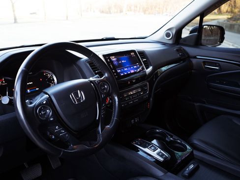 Used 2020 Honda Ridgeline RTL-E image 16