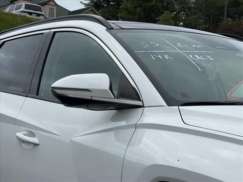 Certified 2024 Hyundai Tucson Limited AWD/4WD image 18
