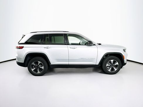 Used 2022 Jeep Grand Cherokee Limited 4xe AWD/4WD image 10