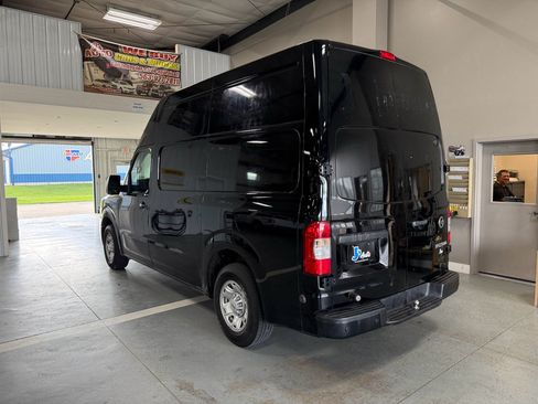 Used 2019 Nissan NV 2500 SV RWD image 5