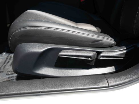 Used 2023 Honda Civic Sport image 12