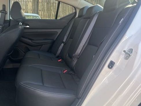 New 2025 Nissan Altima 2.5 SL image 18