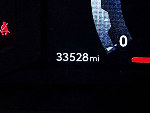 Used 2024 Toyota Tacoma SR5 image 31