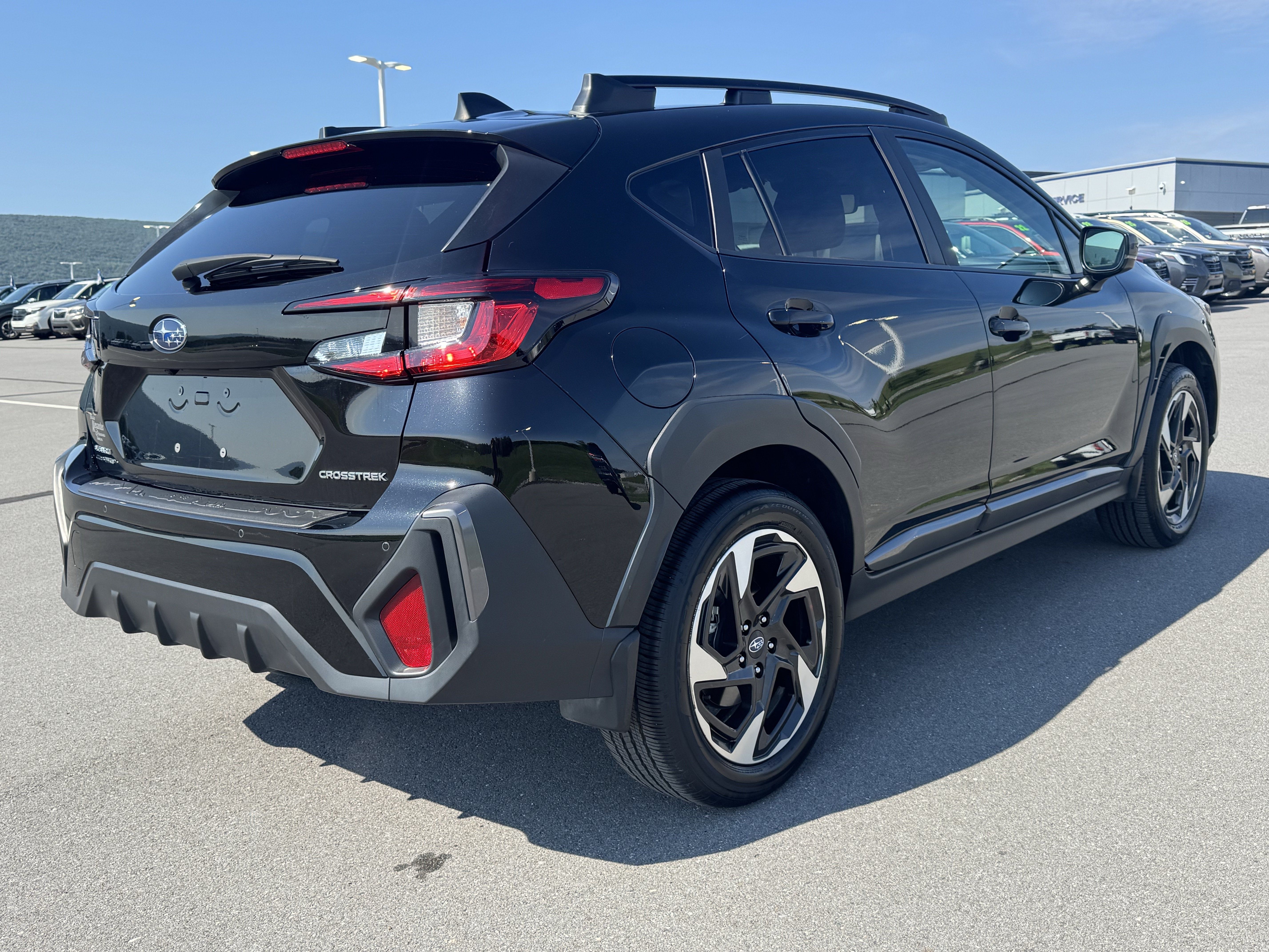 Certified 2025 Subaru Crosstrek 2.5i Limited AWD/4WD image 3