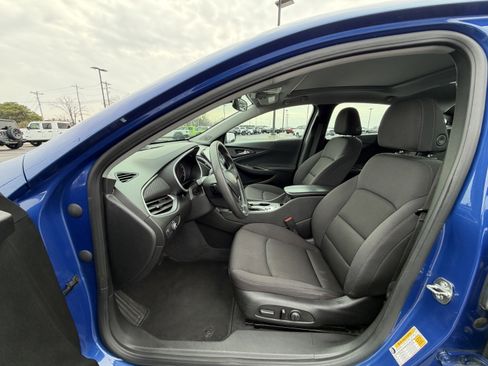 Used 2023 Chevrolet Malibu LT image 7
