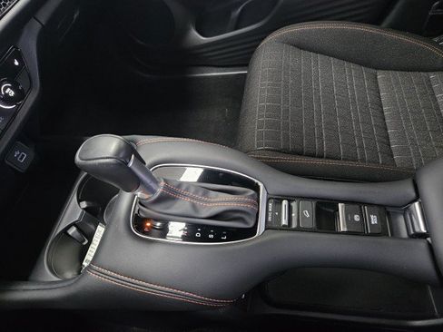 Used 2025 Honda HR-V Sport image 25