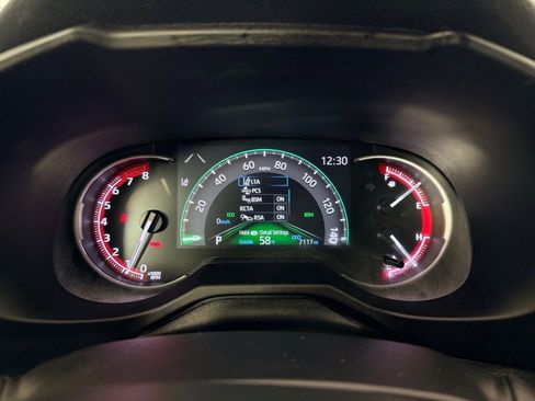 Used 2025 Toyota RAV4 XLE image 12