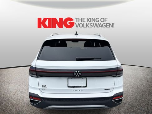 New 2025 Volkswagen Taos SEL image 4
