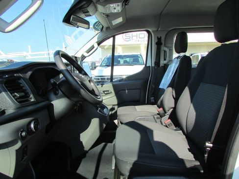 Used 2023 Ford Transit 350 XLT image 12